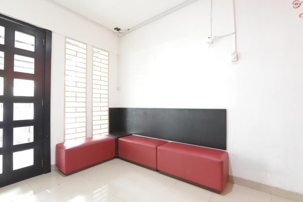 Oyo 345 Wynne Residence Jakarta Exterior foto